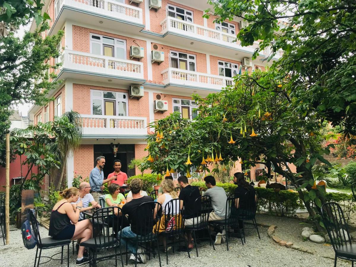 Cloud 9 Garden Hotel Catmandu Exterior foto