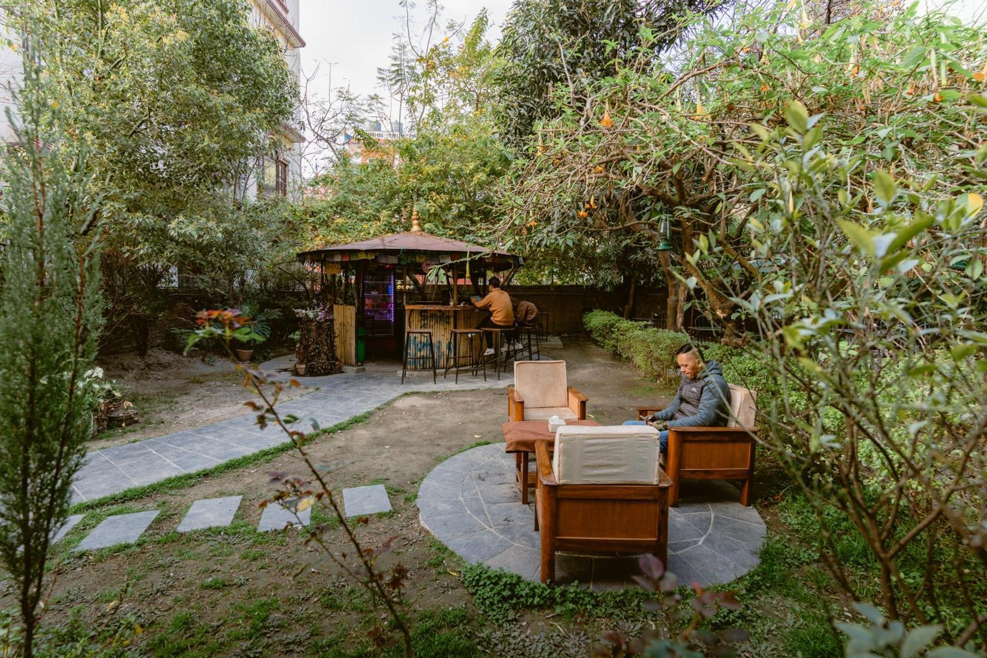 Cloud 9 Garden Hotel Catmandu Exterior foto