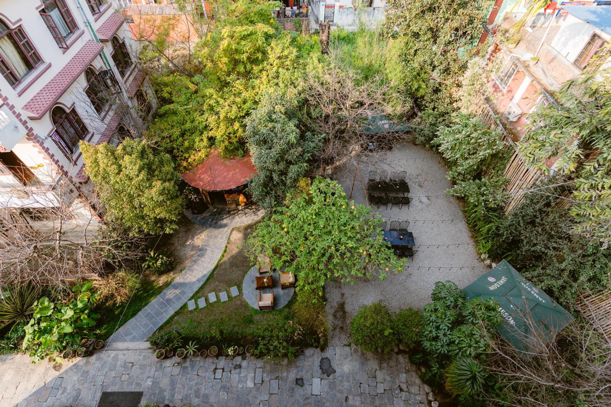 Cloud 9 Garden Hotel Catmandu Exterior foto